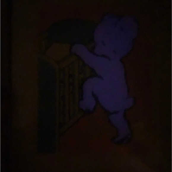 Vintage Nursery decor 1943 Magic Glow in the dark bear climbing in crib 8" x 10" - Picture 2 of 12